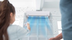 كلاسيك - مكيف سبليت   - ٢٧٠٠٠ وحدة - بارد وحار